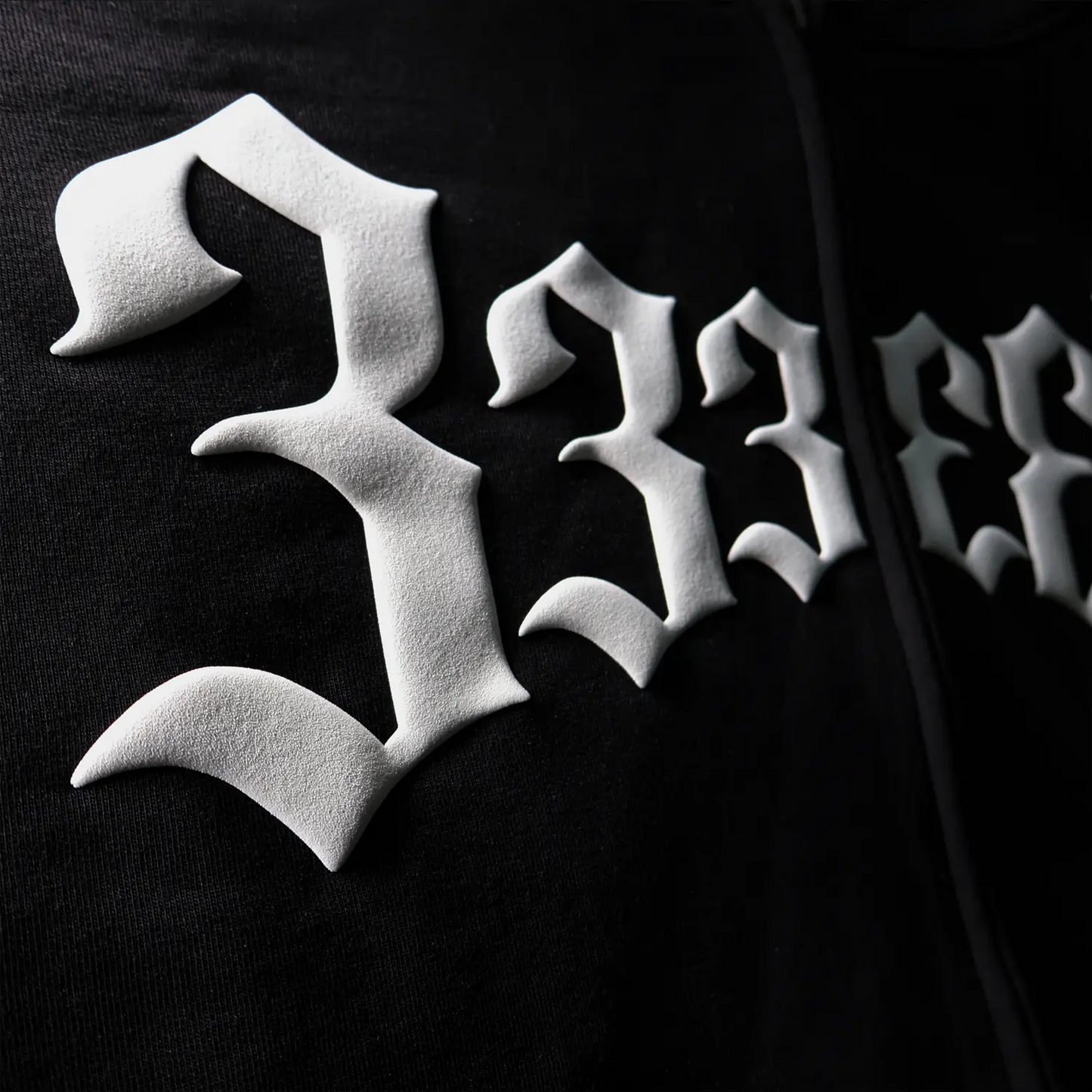 333 ZIP HOODIE